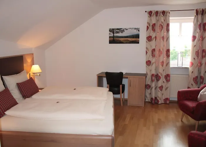 Baeckerei Konditorei Fruehstueckspension Wagner Herberg 3*