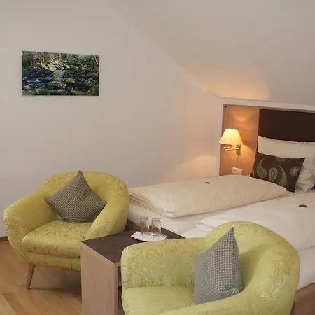 Baeckerei Konditorei Fruehstueckspension Wagner Inn Hutthurm